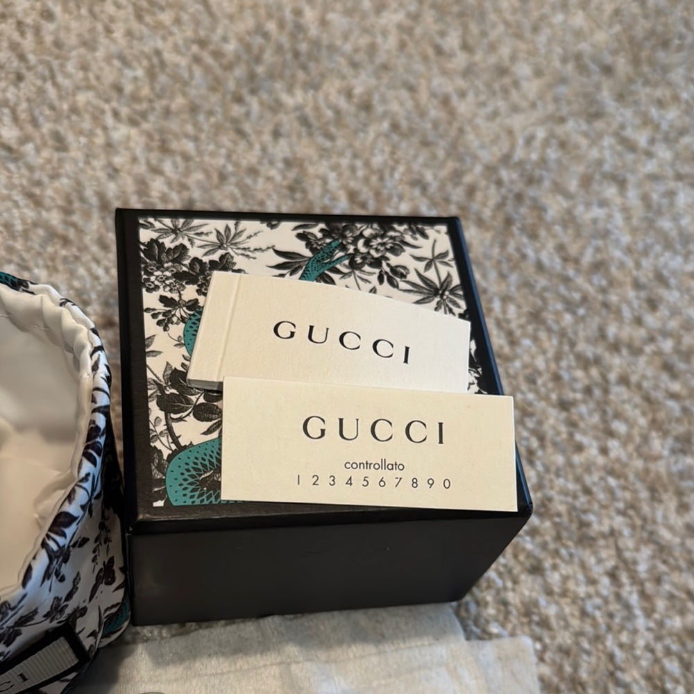 Gucci Silver Bracelet - Picture 6 of 10
